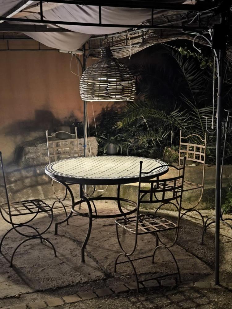 Love-Room Discret 40 M2 Bormes Les Mimosas Village Avec Terrasse Exterior foto
